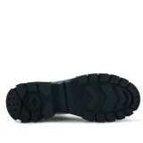 Botas Palladium Revolt de caña alta color blanco con puntera y suela de plataforma track color negro.