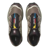 Championes Salomon modelo XT-6 de color negro, diseñados para trail running y uso urbano, con sistema de ajuste rápido Quicklace y suela con gran tracción.