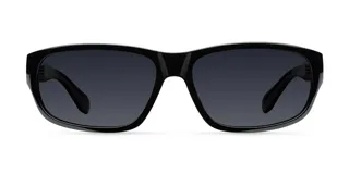 Lentes de sol con diseño rectangular y envolvente, de estilo deportivo. Montura y lentes en color negro, con protección UV400 categoría 3 y lentes polarizadas.