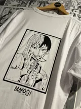 Remera blanca de algodón con estampado de Gen Asagiri del anime Dr. Stone.
