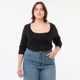Camiseta de manga larga en tejido de canalé, color negro, con escote cuadrado amplio y ajuste entallado.