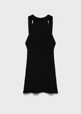 Vestido corto de punto fino, color negro, con diseño entallado, cuello halter y espalda descubierta.