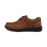 Zapato acordonado de cuero color marrón, con puntera redondeada y suela de goma negra.