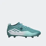 Championes de fútbol Umbro VIBE HG, color celeste con detalles en blanco.