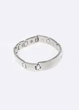 Pulsera plateada de acero quirúrgico hipoalergénico con eslabones rectangulares y placa central lisa.