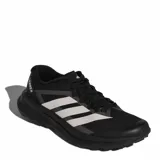 Championes de trail running Adidas Terrex Agravic Lt, color negro con las icónicas tres tiras en blanco. Diseño técnico con malla transpirable, refuerzos laterales y suela de alto agarre para terrenos irregulares.
