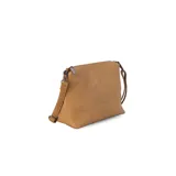 Cartera de hombro tipo hobo en símil cuero color negro, de diseño amplio y correa integrada.