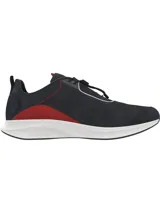 Championes Reebok Waterfoam Air color negro con detalles en rojo y suela blanca.
