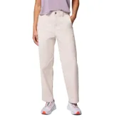 Pantalón recto Columbia para mujer, de color gris, con trabillas para el cinturón, bolsillos laterales para las manos, bolsillo de seguridad con cremallera y bolsillos posteriores.