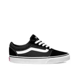 Zapatillas Vans Ward unisex de caña baja, color negro con la franja lateral blanca y suela blanca.
