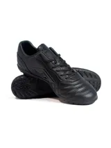 Championes Umbro modelo Touch TF para hombre, color negro, con capellada de PU texturizada y logo Umbro brillante en el lateral. Suela de caucho con tapones bajos para césped artificial o fútbol 5.