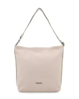 Bolso tipo hobo de diseño minimalista y elegante en tono beige, fabricado en símil cuero. Cuenta con una correa ajustable para llevar al hombro y herrajes metálicos.