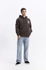 Canguro con capucha de algodón color celeste, con estampa gráfica en la espalda que incluye flores y la frase 'Grow Back'. Presenta un parche pequeño en la manga y corte regular.