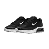 Championes Nike Air Max Bia de diseño deportivo, color negro con detalles en blanco en el logo lateral y la entresuela. Presentan tecnología Air Max en el talón para mayor amortiguación y una estructura de malla transpirable.