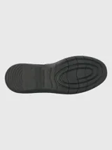 Zapatos de cuero negro Hush Puppies modelo Iowa, con cierre de tira de velcro en el empeine, costuras visibles en la suela y suela de goma EVA.