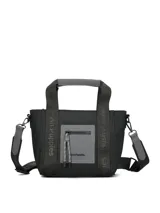 Cartera tipo tote de tamaño pequeño, confeccionada en material sintético color gris oscuro. Presenta doble asa superior con logo de la marca estampado, correa ajustable y desmontable, y un bolsillo frontal con cierre y tirador decorativo.