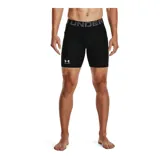 Calza corta de compresión Under Armour HeatGear, color negro, con cintura elástica ancha con logo de la marca y logo reflectante en la pierna derecha.