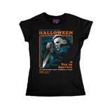 Remera negra de corte entallado con estampa frontal temática de la película Halloween, presentando a Michael Myers y texto alusivo.