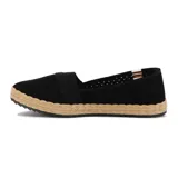 Zapatilla estilo alpargata Moleca para mujer, color negro, con diseño perforado en la capellada, banda elástica cruzada sobre el empeine y detalle de yute trenzado alrededor de la suela.