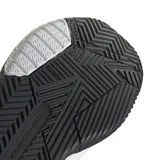 Championes de básquet Adidas Own The Game 3, color blanco con detalles en negro.