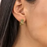 Aros de plata 925 bañada en oro 18k con piedra rectangular de prasiolita.
