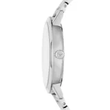 Reloj de pulsera Emporio Armani modelo Ruggero con caja de acero inoxidable plateado de 43 mm y esfera azul con acabado sunray. Presenta manecillas e índices plateados, ventana de fecha a las 6 y correa de acero inoxidable con cierre desplegable.