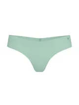 Tanga tipo thong color verde suave, confeccionada en microfibra sin costuras con acabado invisible y refuerzo de algodón.