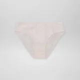 Pack de siete bombachas de corte clásico, confeccionadas en algodón liso en una variedad de colores pasteles y vibrantes, con terminaciones de picot en la cintura y aberturas de piernas.