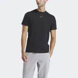 Remera deportiva Reebok de manga corta y cuello redondo, color negro, con el logo de Reebok en el pecho.