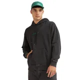 Hoodie Quiksilver modelo Upside Down color negro con efecto lavado, capucha con cordón ajustable, bolsillo frontal tipo canguro y logo de la marca bordado en el pecho en color verde.