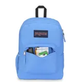 Mochila JanSport color celeste, modelo Cross Town. Cuenta con un compartimento principal grande, un bolsillo frontal con organizador interno, un bolsillo lateral para botella de agua, panel trasero acolchado y correas de hombro acolchadas.