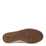 Championes urbanos Puma modelo Shuffle Downtown OG, de diseño retro con base blanca, detalles en gris azulado y puntera de gamuza en tono beige. Cuenta con suela de goma color caramelo y logo de la marca en dorado.