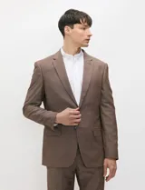 Ambo Harrington Select color azul oscuro, compuesto por saco de botonadura simple, chaleco abotonado y pantalón de vestir a juego, ideal para ocasiones formales.