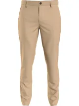 Pantalón chino de hombre color beige, corte slim, confeccionado en mezcla de algodón elástico. Presenta cierre con botón y cremallera, trabillas para cinturón y una pequeña insignia con el logo de Calvin Klein en la parte trasera.