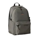 Mochila Rip Curl modelo Crusha de 30 litros, color gris. Cuenta con un compartimento principal amplio, un bolsillo frontal con cierre, panel trasero y correas de malla transpirable, compartimento acolchado para portátil y bolsillos laterales para botella de agua.