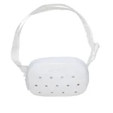 Riñonera blanca Crocs con diseño inspirado en los zuecos clásicos, perforaciones frontales para personalizar con Jibbitz, cierre de cremallera y correa ajustable con logo.