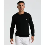 Sweater de punto negro con textura de panal, cuello redondo y mangas largas, con el logo del pingüino bordado en el pecho.
