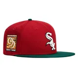 Gorro New Era 59FIFTY del equipo de béisbol Chicago White Sox, con logo bordado en el frente y parche conmemorativo del 95 aniversario en el lateral.