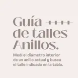 Anillo de plata 925 con diseño de nudo y anillo con piedra redonda color rosa pálido.