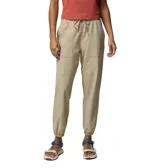 Pantalón Columbia modelo Pinetown Canyon Omni-Shade color beige, de corte relajado con cintura elástica ajustable mediante cordón, bolsillos frontales aplicados, elástico en los puños y tecnología avanzada de repelencia.