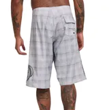 Boardshort Billabong modelo Spec Pulse Og de 23 pulgadas, color blanco con diseño a cuadros grises y cordón ajustable negro en la cintura.