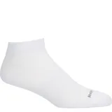 Calcetín deportivo de corte bajo color blanco, con tejido técnico transpirable y logo de la marca estampado en la puntera.