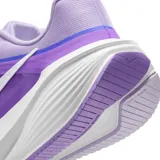 Championes Nike Downshifter 14 para running, color negro con detalles en blanco, con capellada de malla transpirable y suela de goma.