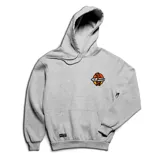 Hoodie gris melange con capucha y cordón ajustable, bolsillo frontal tipo canguro y parche bordado con diseño de carpincho surfista en el pecho.