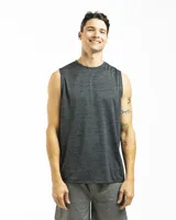 Musculosa deportiva de hombre, color gris oscuro jaspeado, con cuello redondo y corte sin mangas.