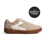 Championes deportivos Hi-Tec Atira Woman, color beige con detalles en blanco y suela de goma marrón. Confeccionados en gamuza y con tecnología Memory Foam.