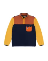 Buzo polar de hombre con diseño color block en tonos azul marino, amarillo y naranja. Cuenta con cuello alto con cierre de botones a presión, bolsillo frontal con solapa y cierre, y mangas largas con puños elásticos.