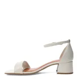 Sandalias de tacón bajo Bottero, de cuero color marfil, con diseño de punta cuadrada, tira delantera con detalle metálico dorado y tira ajustable con hebilla en el tobillo.