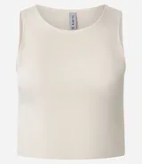 Top cropped sin mangas, color marrón oscuro, de corte ajustado al cuerpo y cuello redondo. Presenta textura acanalada.