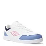 Championes Umbro de estilo urbano, color blanco con detalles en azul y logo lateral en rosado. Presentan cierre con cordones y suela plana de goma.